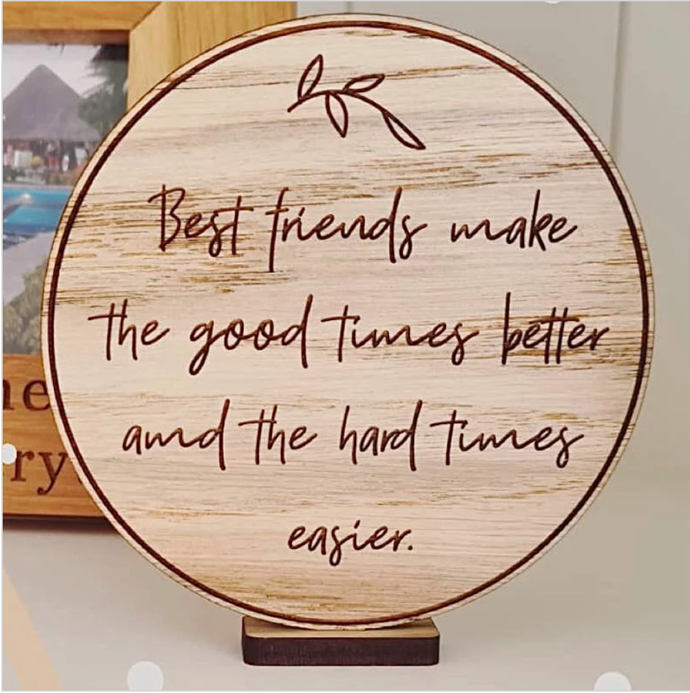 "Best Friends" wooden disc